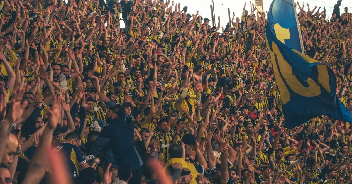Comment créer des chants de supporters inoubliables au basketball